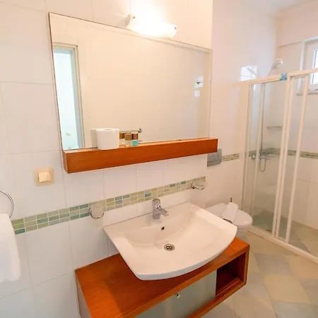 Beachfront , Private Starfish 8 Вилла *
