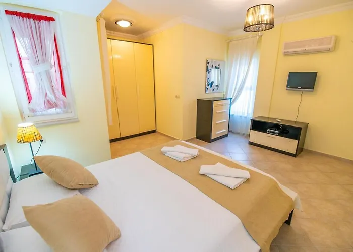 Beachfront , Private Starfısh 8 Villa *